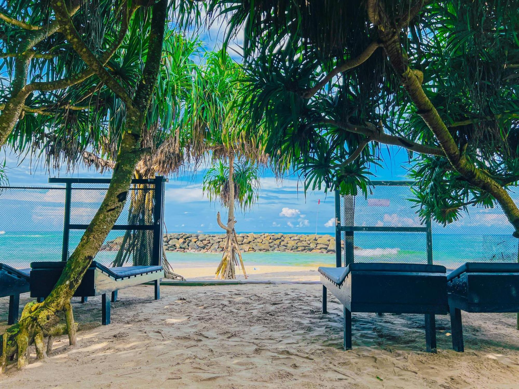 Sea Shell Villa Hikkaduwa 2 Separate Cabanas Ocean Front Villa Ngoại thất bức ảnh